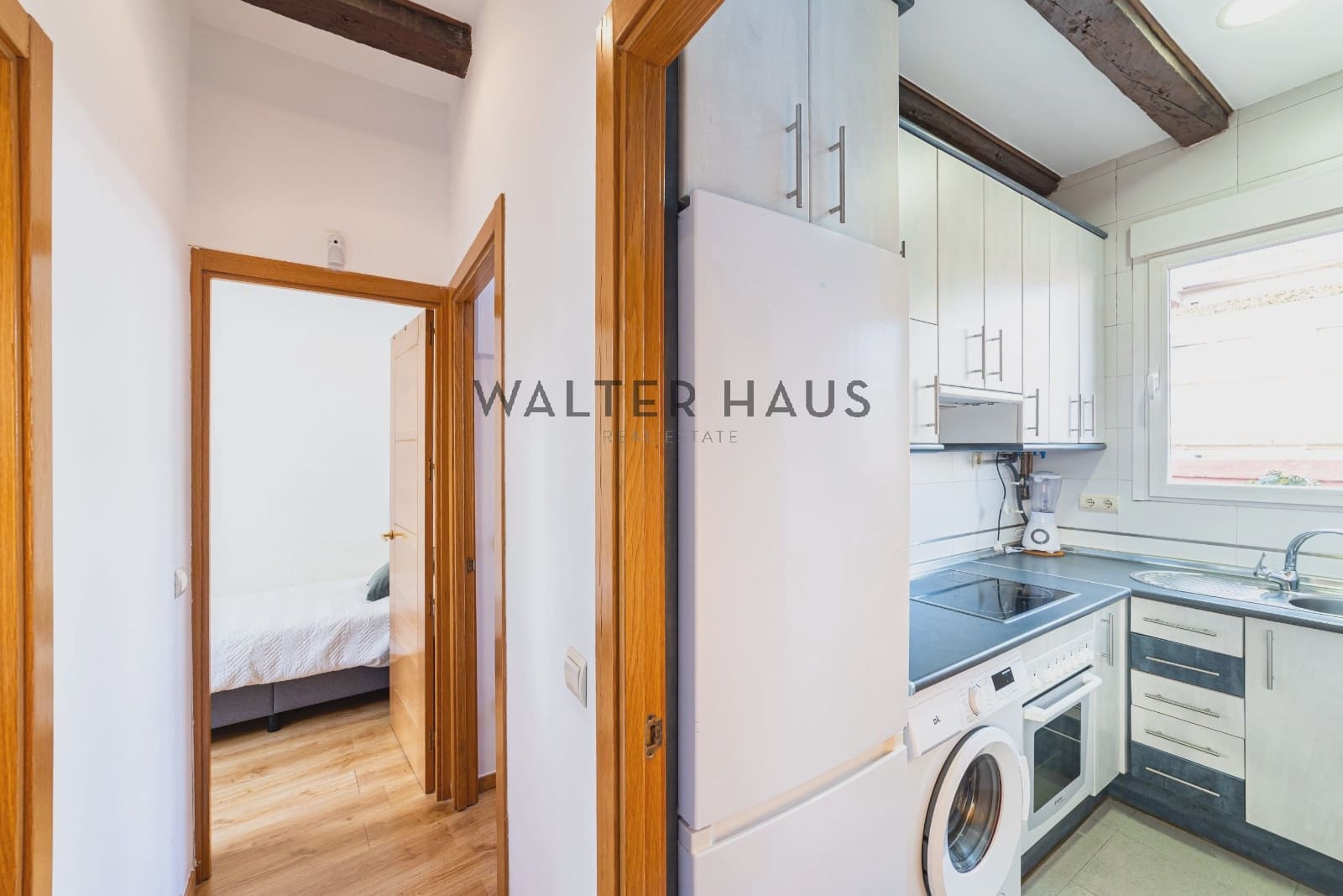 2 bedroom Penthouse for sale in Madrid city with pool - € 1,150,000 (Ref: 8688547)