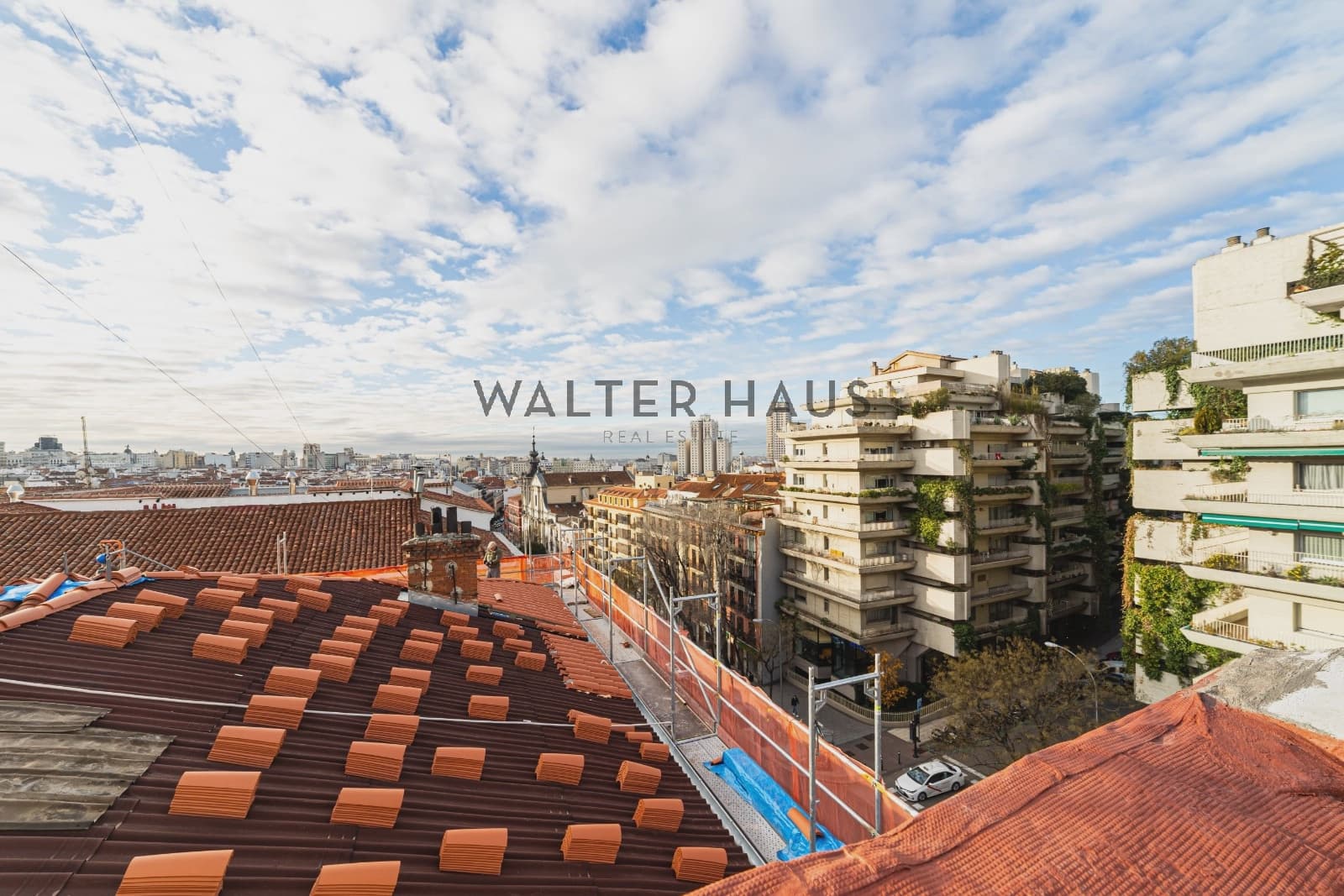 2 bedroom Penthouse for sale in Madrid city with pool - € 1,150,000 (Ref: 8688547)