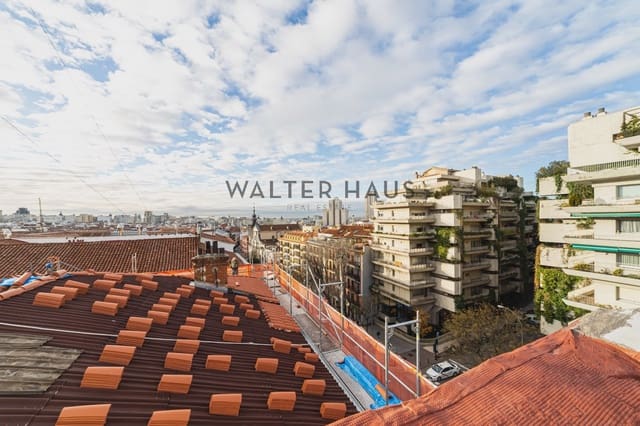 2 bedroom Penthouse for sale in Universidad, Madrid city with pool - € 1,150,000 (Ref: 8688547)