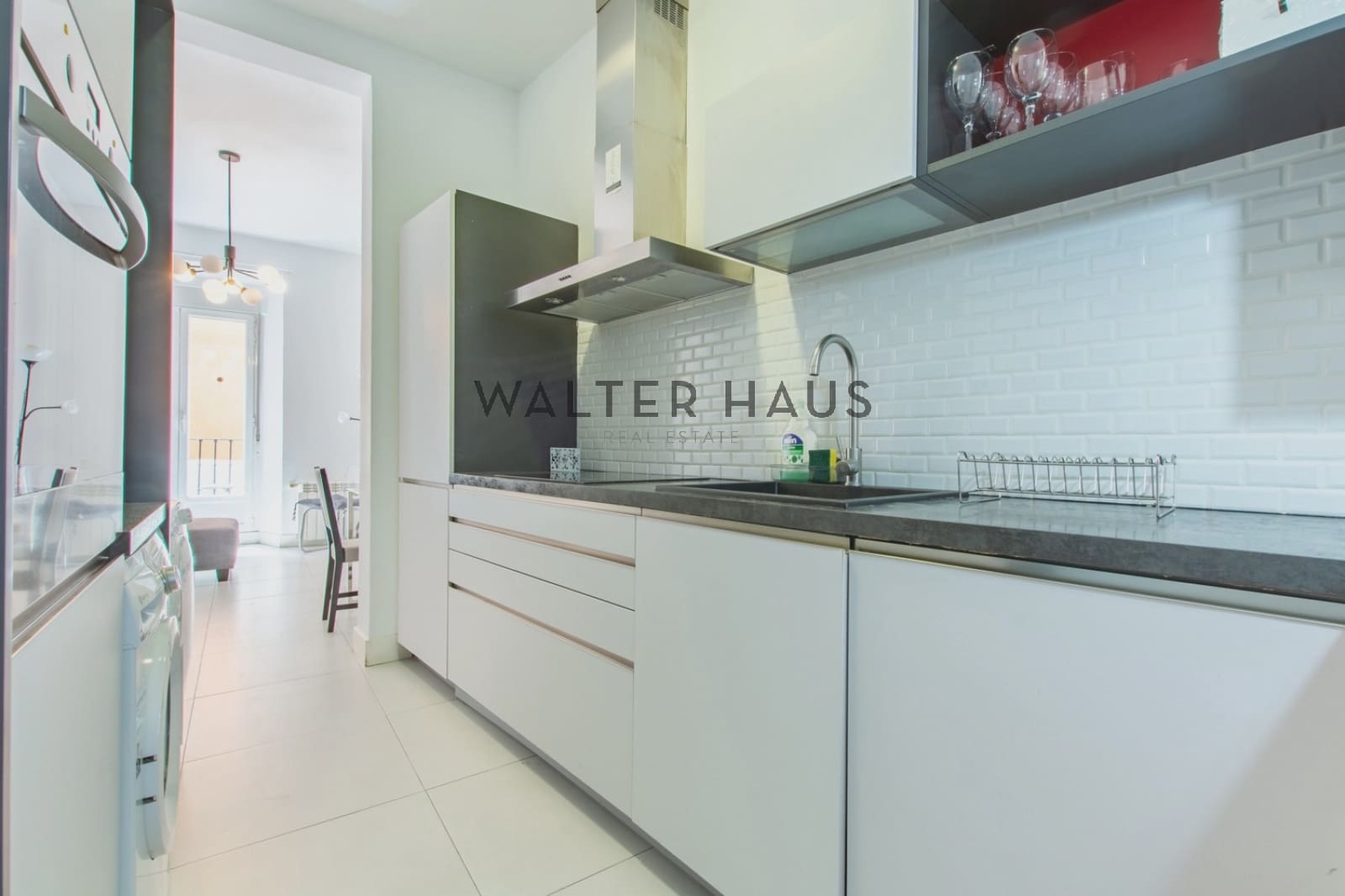 4 soveværelse Lejlighed til salg i Madrid by med swimmingpool - € 840.000 (Ref: 8688674)