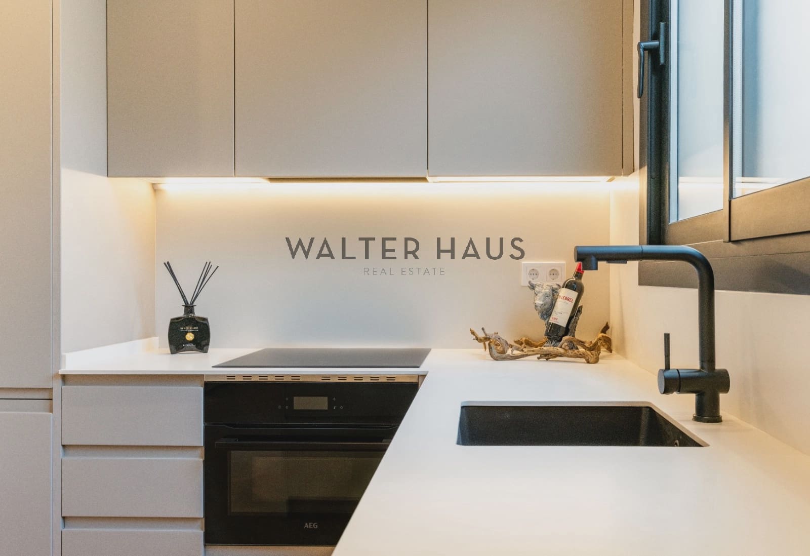 2 soveværelse Lejlighed til salg i Barcelona by - € 649.000 (Ref: 8690705)