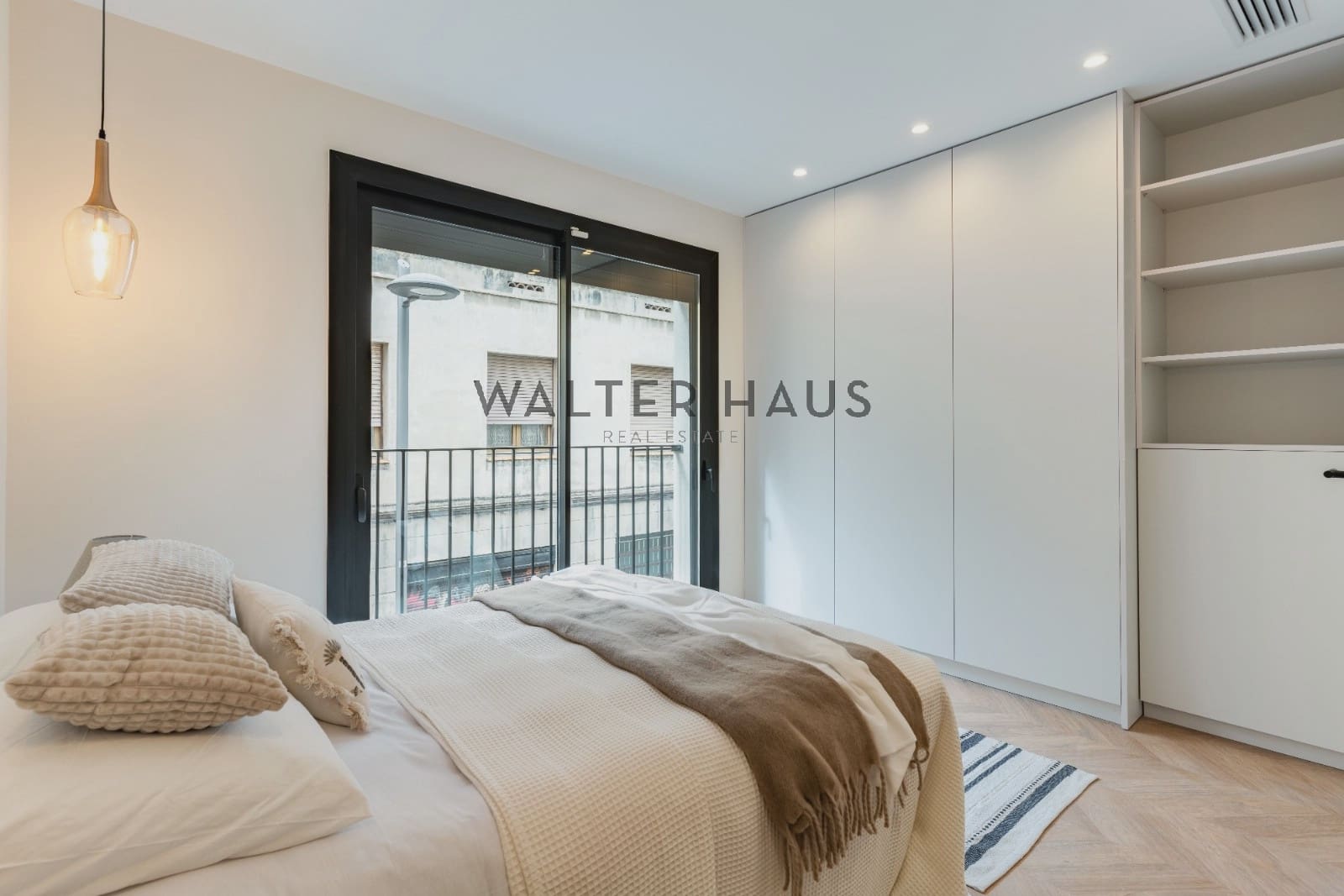 2 soveværelse Lejlighed til salg i Barcelona by - € 649.000 (Ref: 8690705)