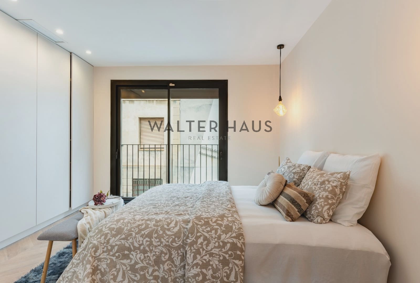 2 soveværelse Lejlighed til salg i Barcelona by - € 649.000 (Ref: 8690705)