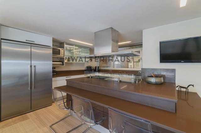 4 soverom Villa til salgs i Sant Gervasi - La Bonanova, Barcelona by med svømmebasseng - € 1 950 000 (Ref: 8692136)