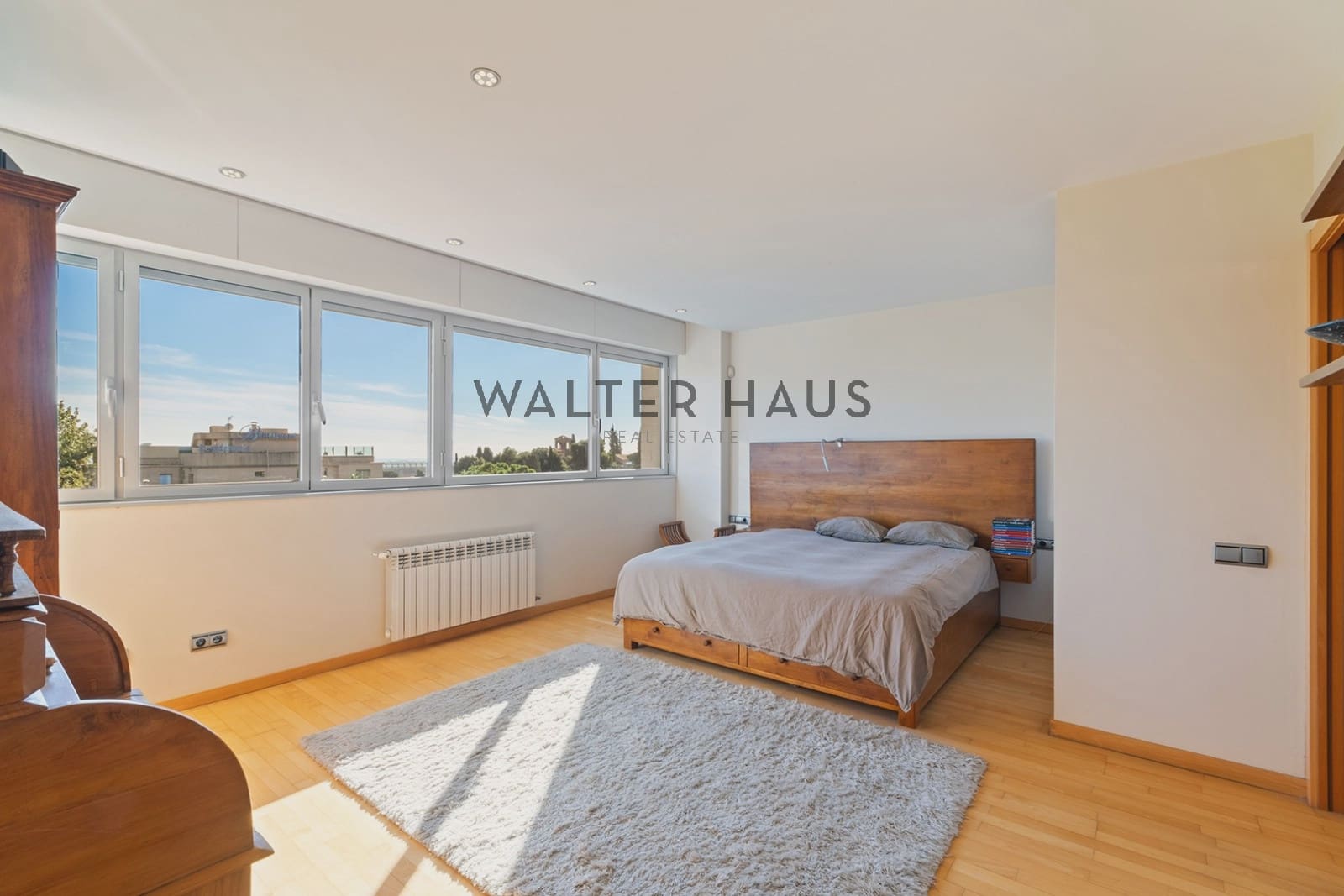 4 soveværelse Villa til salg i Barcelona by med swimmingpool - € 1.950.000 (Ref: 8692136)