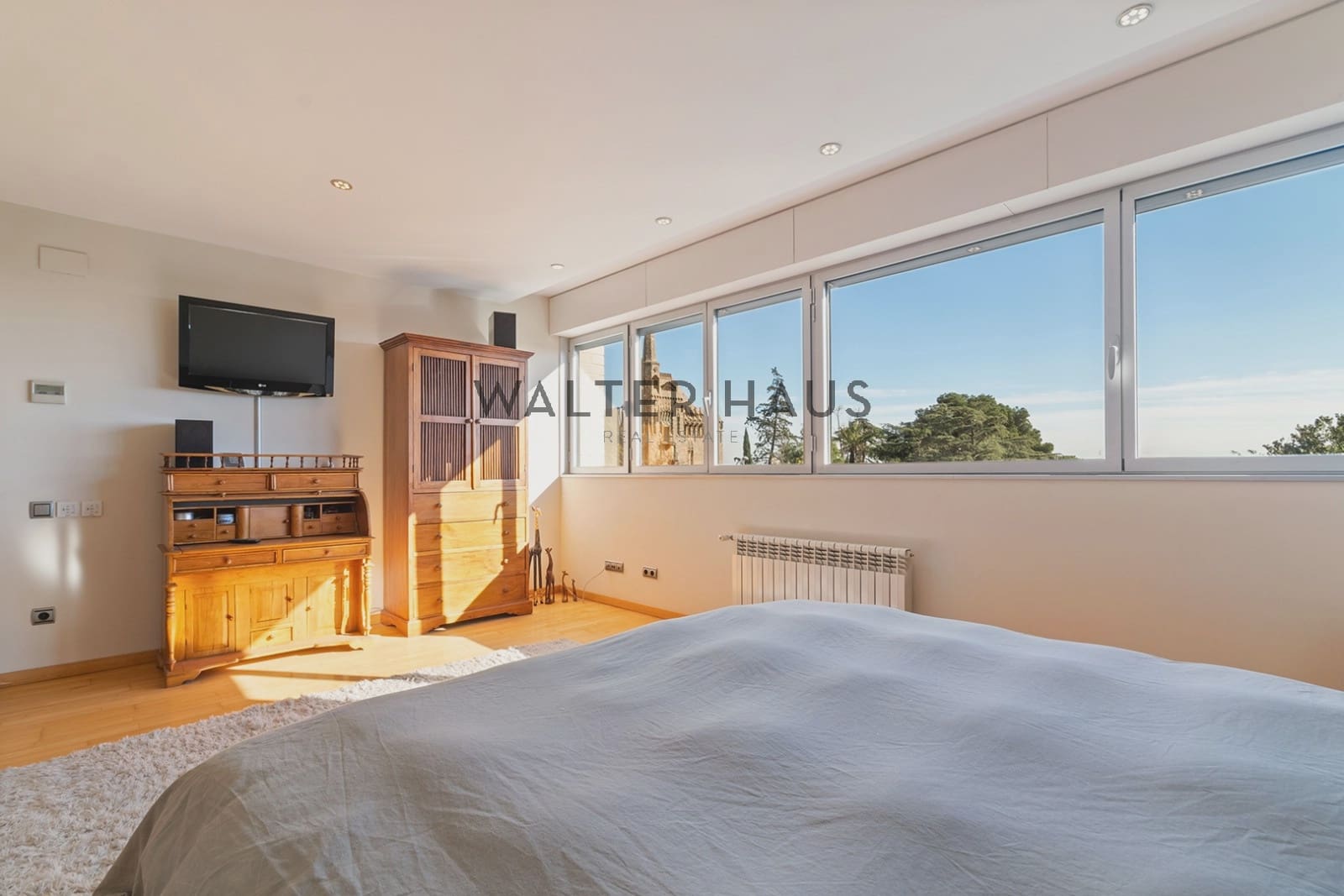 4 soveværelse Villa til salg i Barcelona by med swimmingpool - € 1.950.000 (Ref: 8692136)