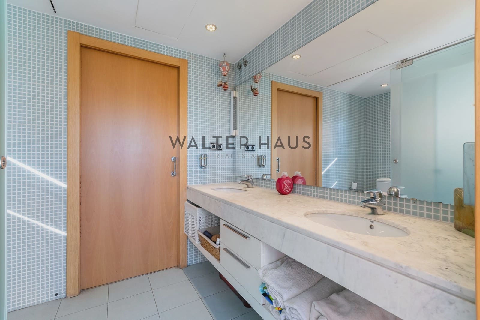 4 soveværelse Villa til salg i Barcelona by med swimmingpool - € 1.950.000 (Ref: 8692136)