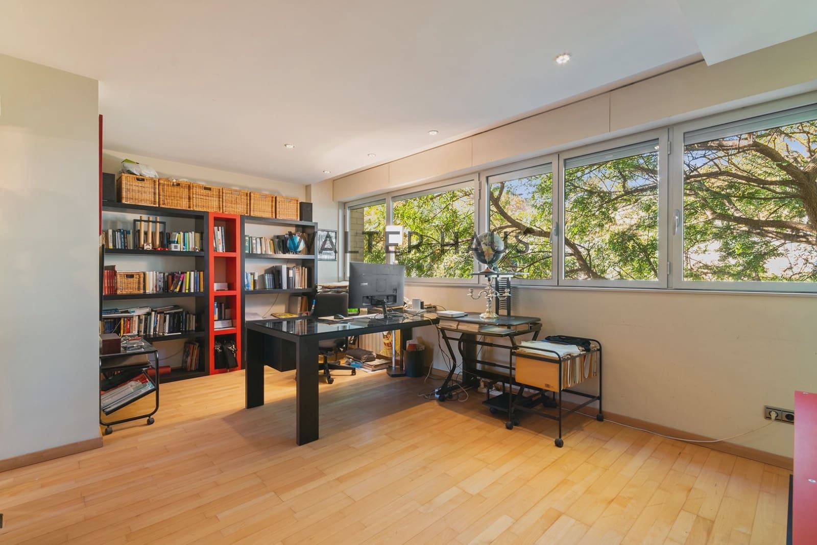 4 soveværelse Villa til salg i Barcelona by med swimmingpool - € 1.950.000 (Ref: 8692136)