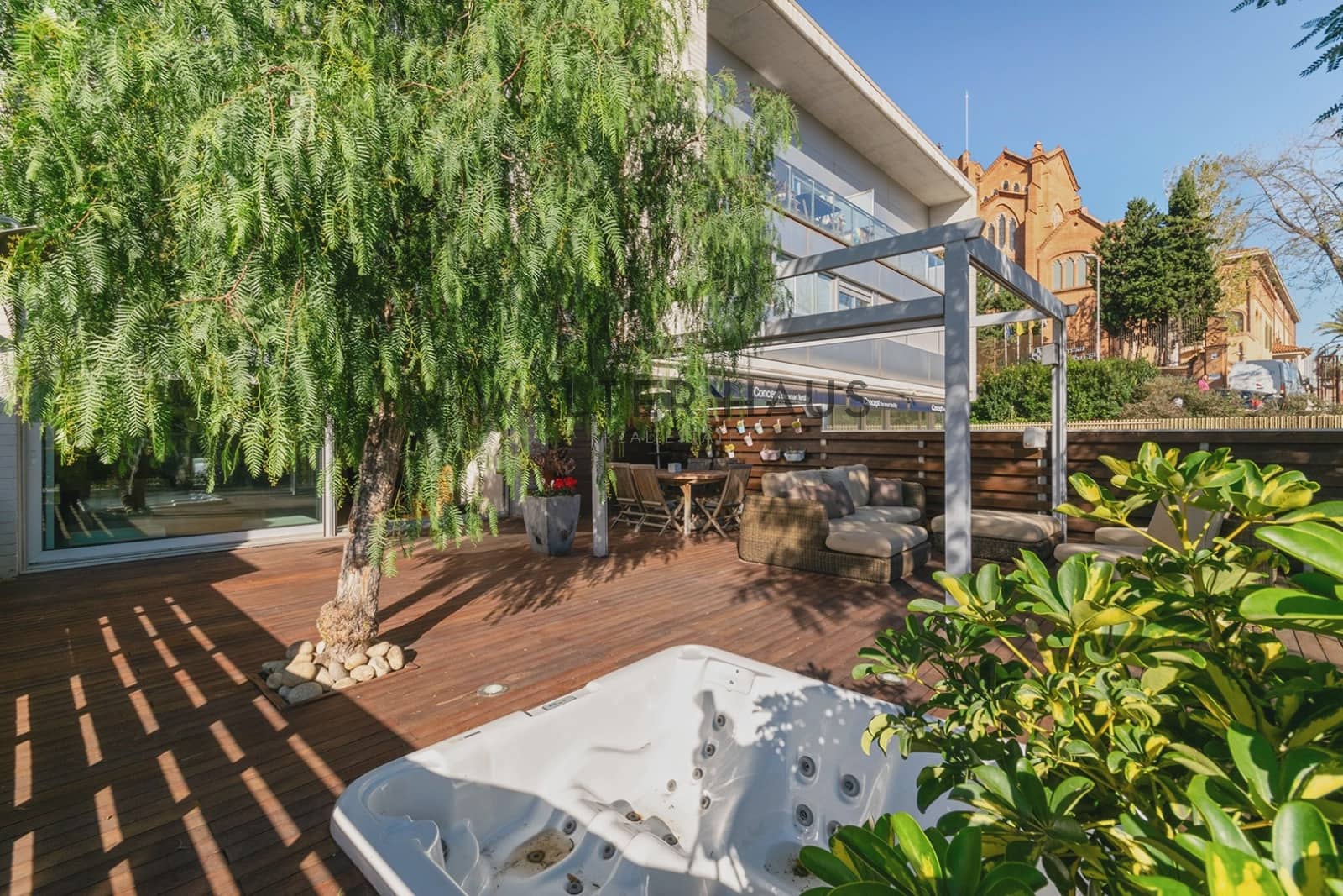 4 soveværelse Villa til salg i Barcelona by med swimmingpool - € 1.950.000 (Ref: 8692136)