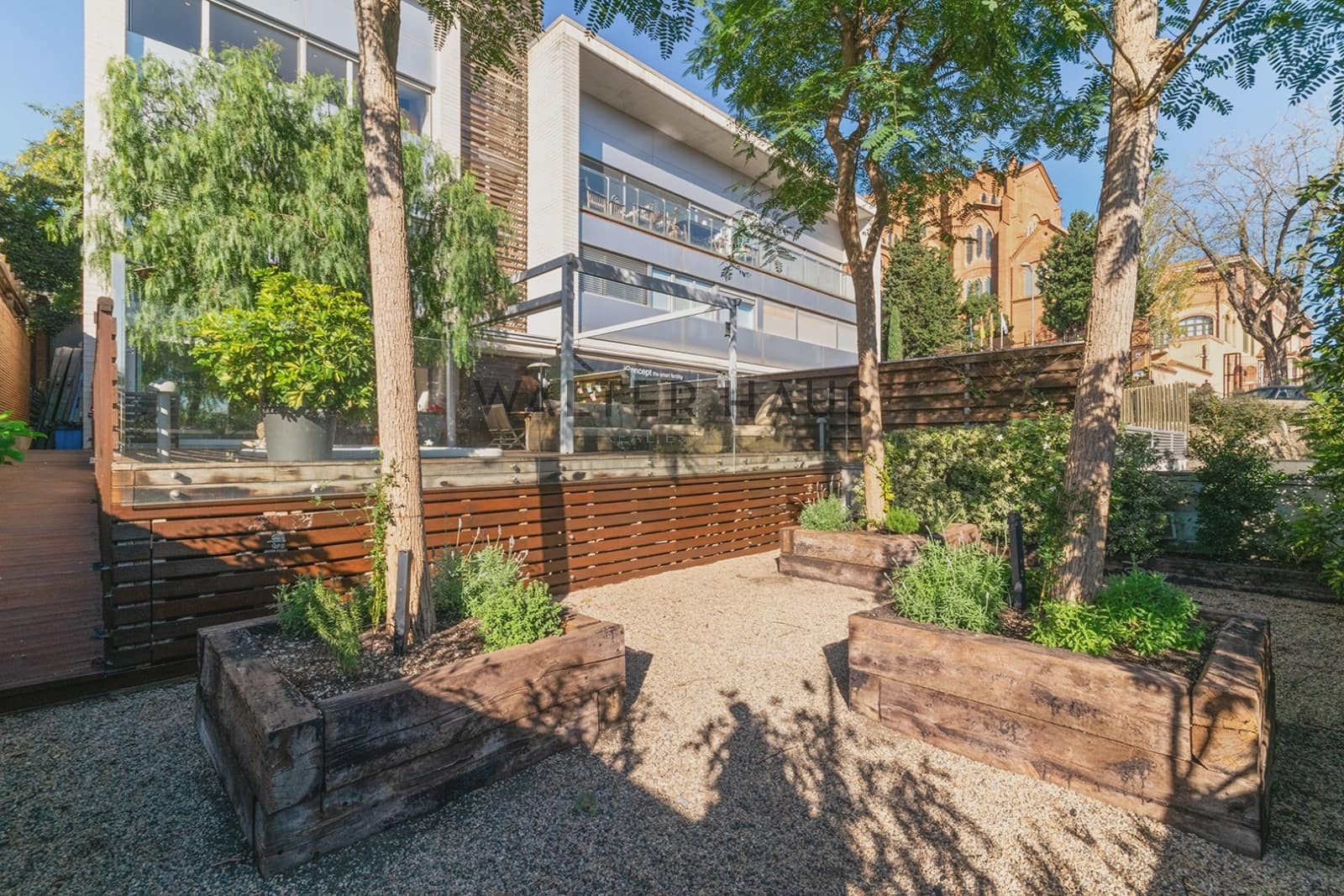 4 soveværelse Villa til salg i Barcelona by med swimmingpool - € 1.950.000 (Ref: 8692136)