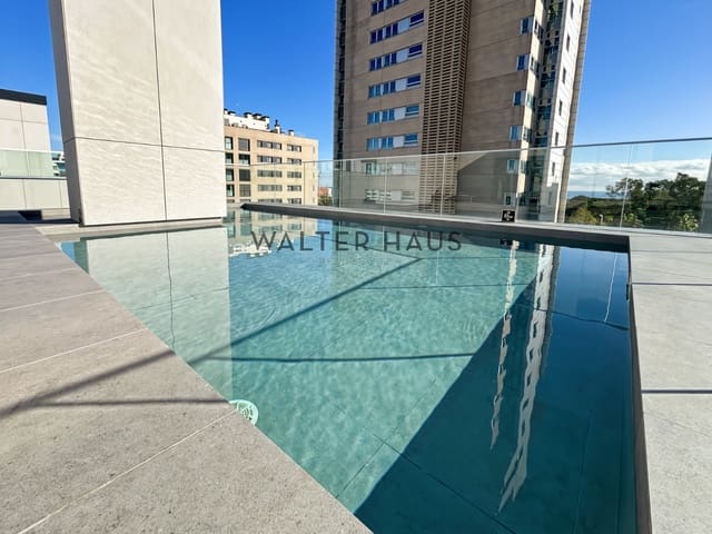 2 soveværelse Lejlighed til leje i El Poblenou, Barcelona by med swimmingpool - € 3.950 (Ref: 8695831)