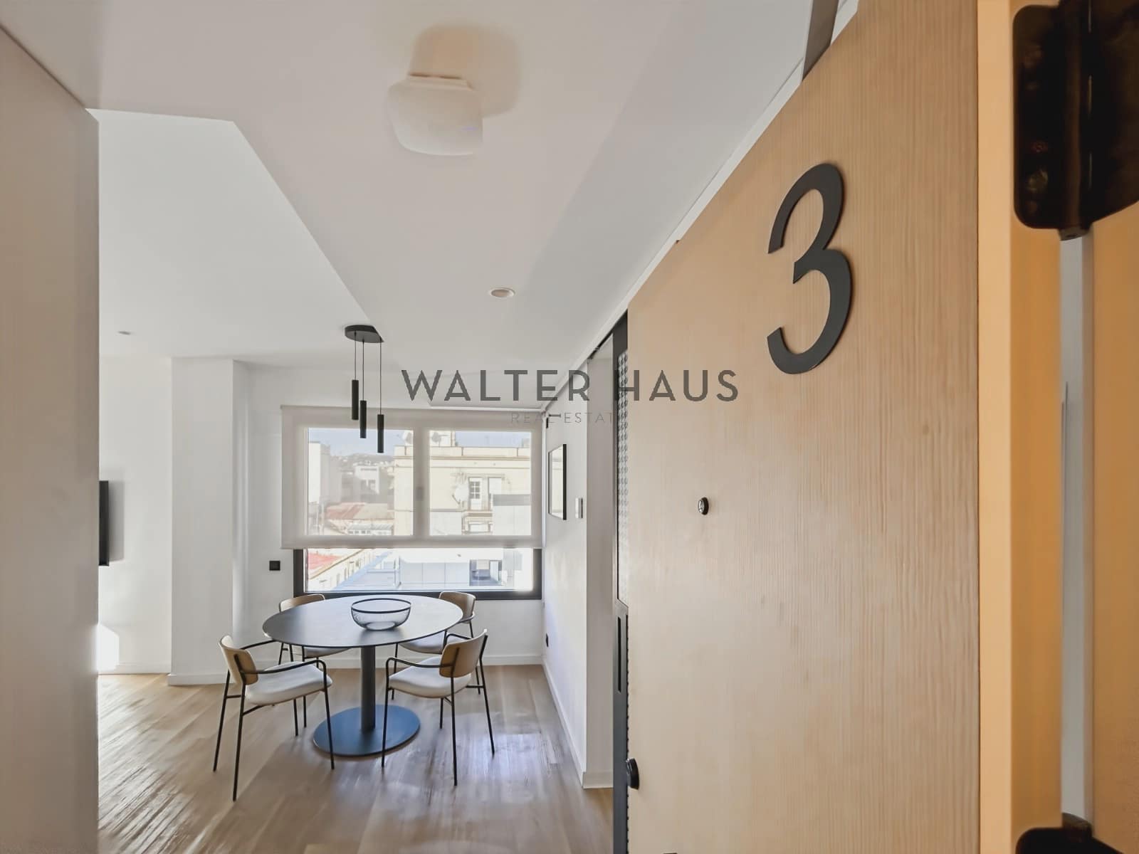 2 soverom Leilighet til leie i Barcelona by med svømmebasseng - € 3 950 (Ref: 8695831)