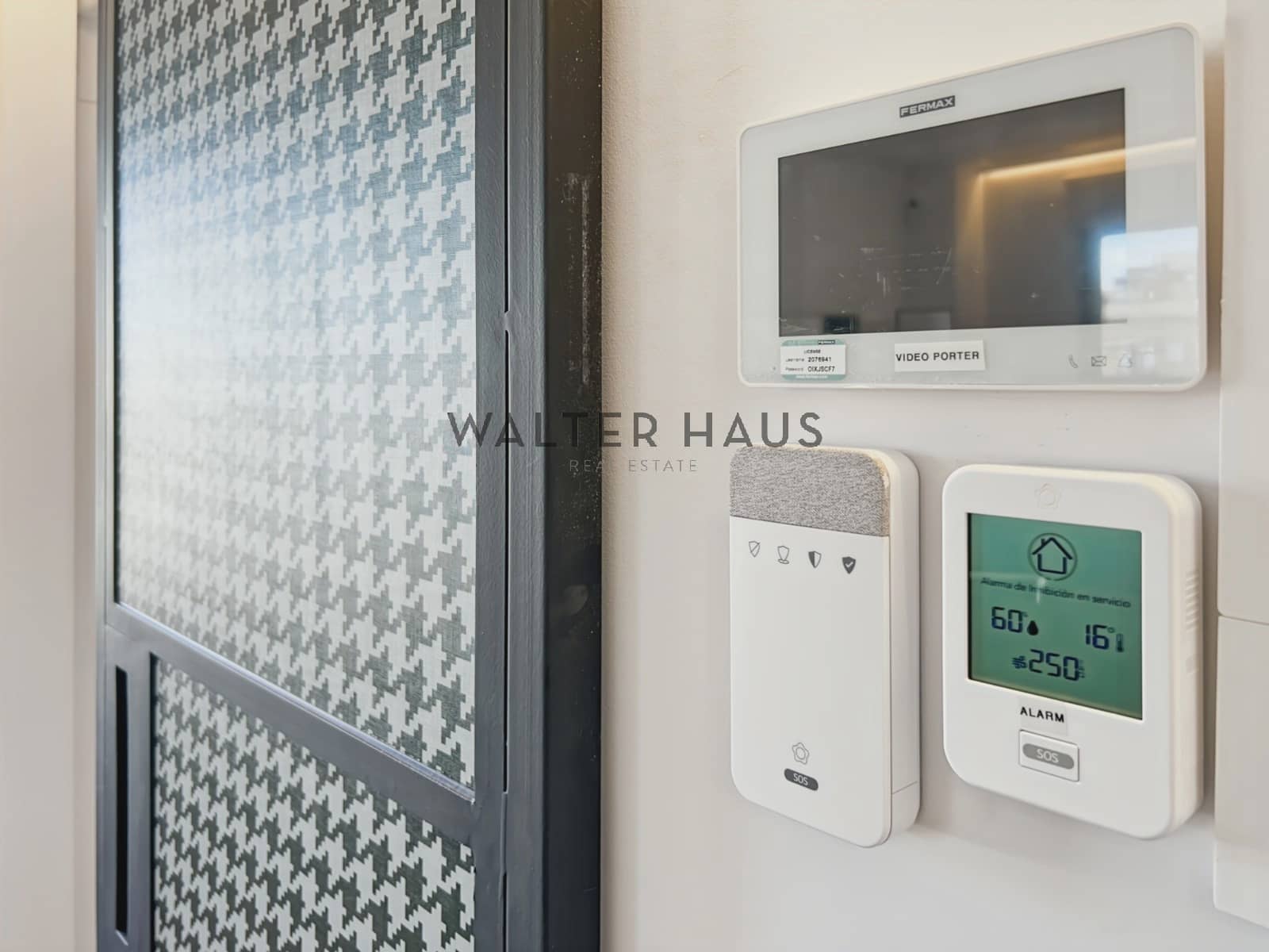 2 soverom Leilighet til leie i Barcelona by med svømmebasseng - € 3 950 (Ref: 8695831)