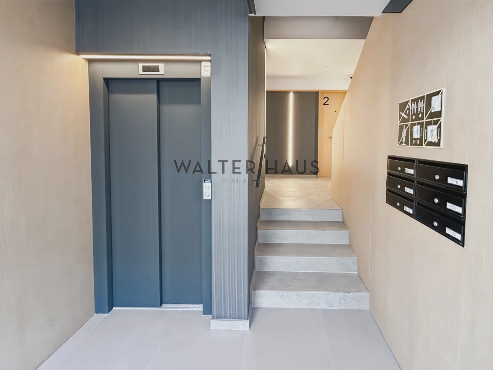 3 soveværelse Lejlighed til leje i Barcelona by med swimmingpool - € 4.700 (Ref: 8697216)