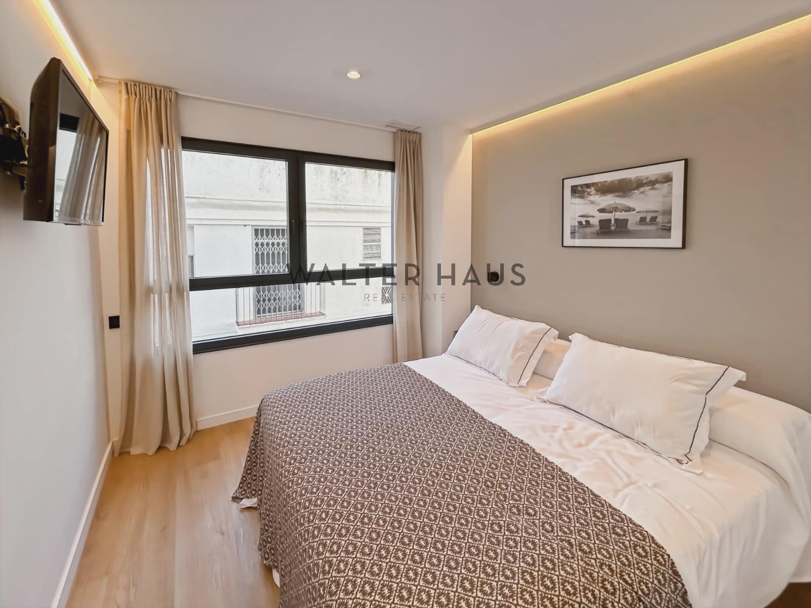 3 soveværelse Lejlighed til leje i Barcelona by med swimmingpool - € 4.700 (Ref: 8697216)