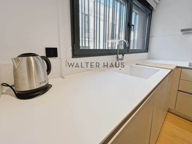 3 sypialnia Apartament do wynajęcia w El Poblenou, Miasto Barcelona z basenem - 4 700 € (Ref: 8697216)