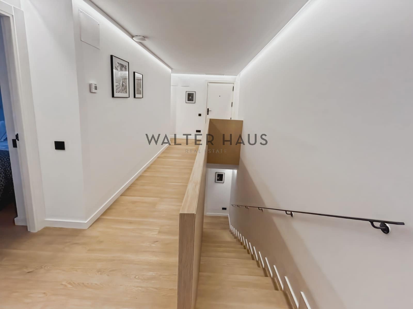 3 soveværelse Lejlighed til leje i Barcelona by med swimmingpool - € 4.700 (Ref: 8697216)