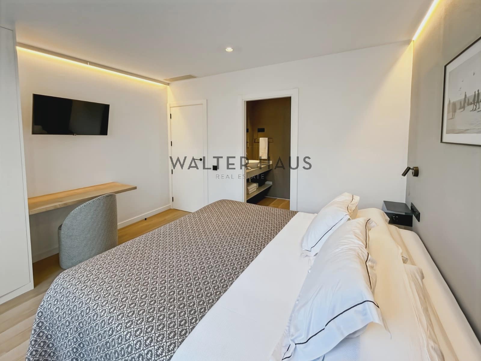 3 soveværelse Lejlighed til leje i Barcelona by med swimmingpool - € 4.700 (Ref: 8697216)