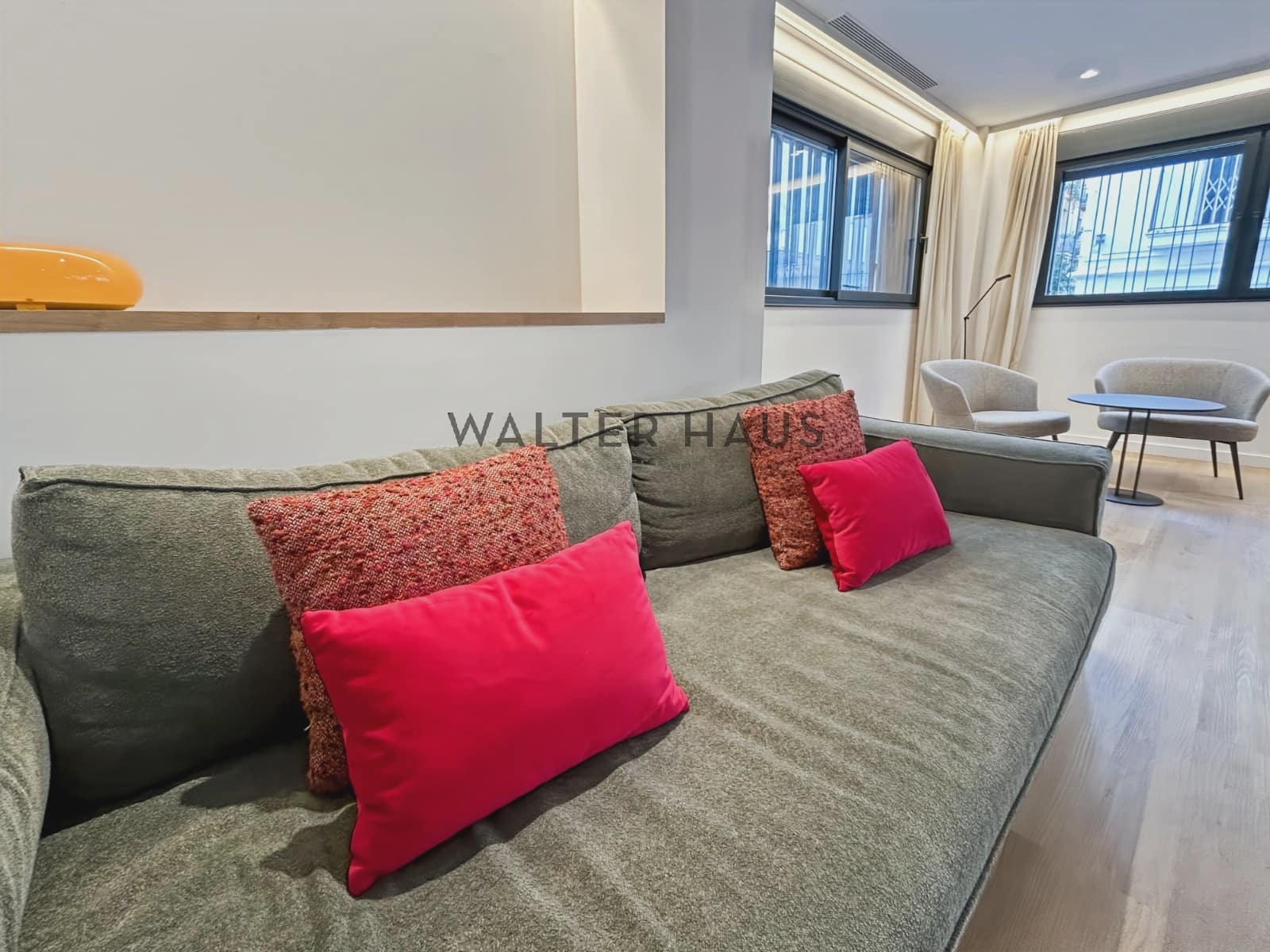 3 soveværelse Lejlighed til leje i Barcelona by med swimmingpool - € 4.700 (Ref: 8697216)