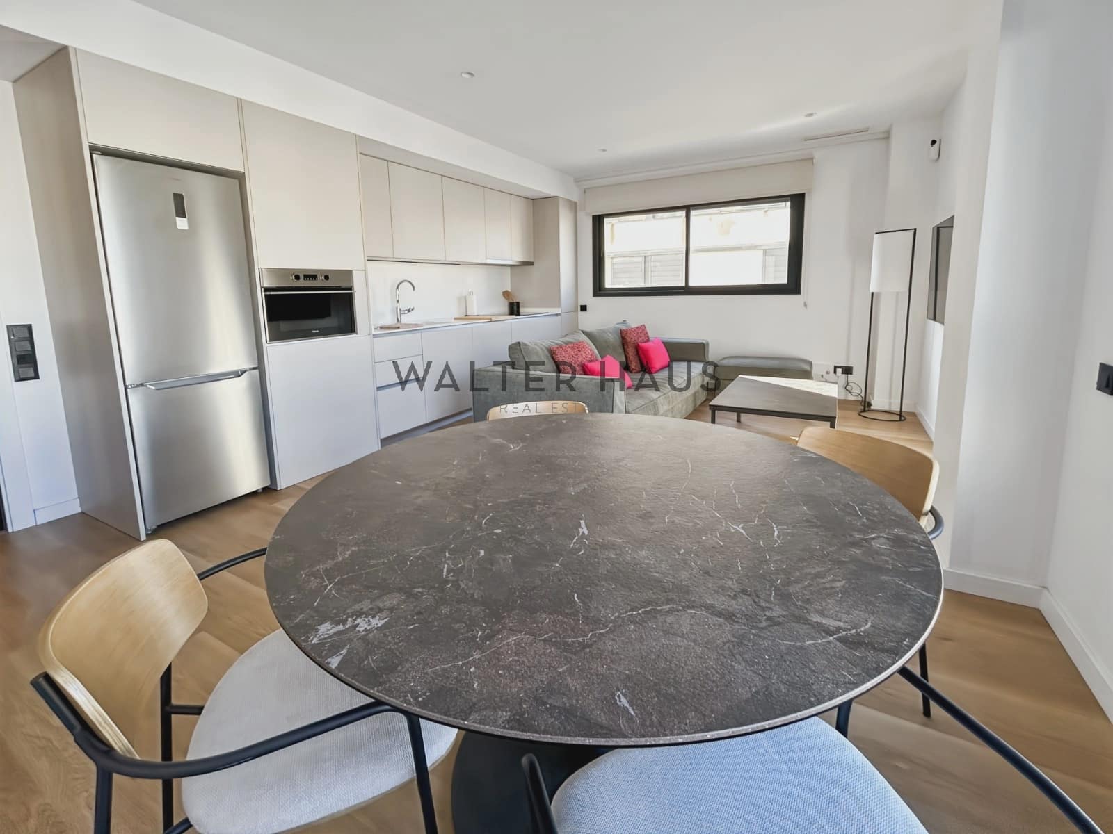 1 sypialnia Mieszkanie do wynajęcia w Miasto Barcelona z basenem - 3 100 € (Ref: 8697568)