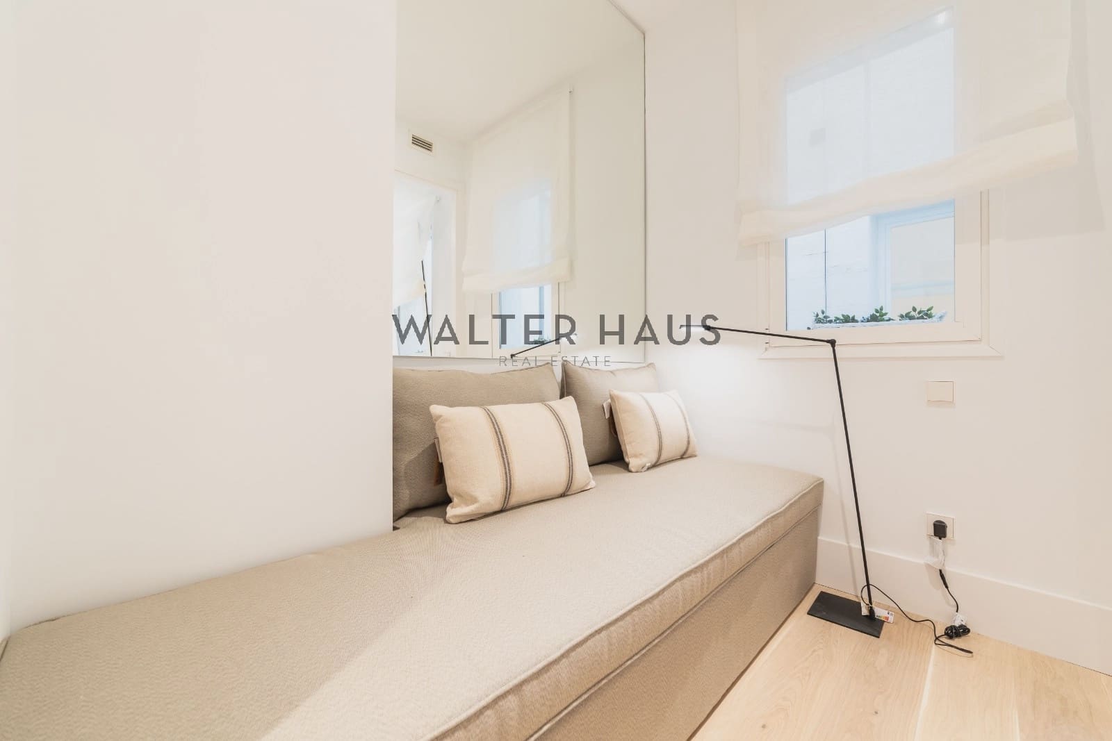 2 soveværelse Lejlighed til salg i Madrid by med swimmingpool - € 899.000 (Ref: 8703188)