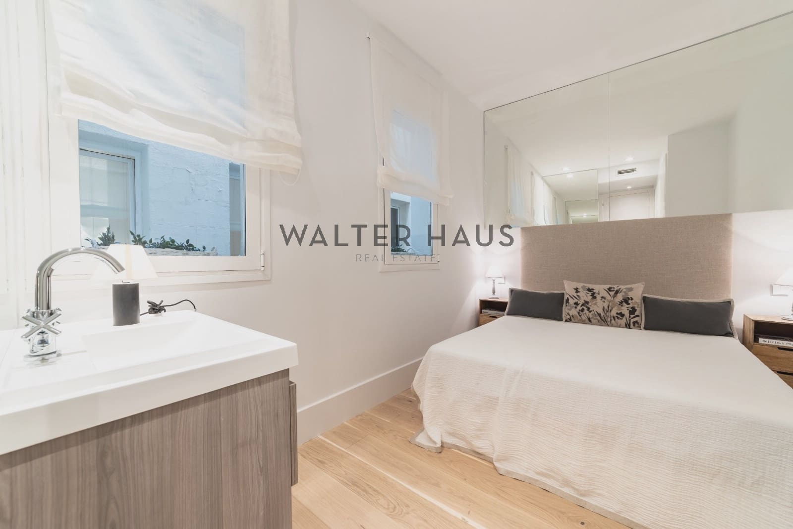 2 soveværelse Lejlighed til salg i Madrid by med swimmingpool - € 899.000 (Ref: 8703188)