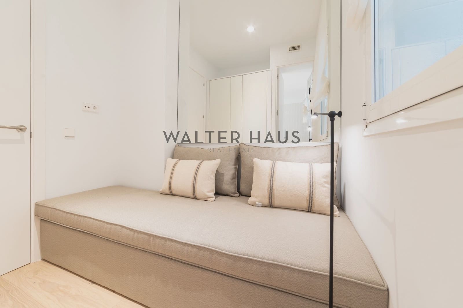 2 soveværelse Lejlighed til salg i Madrid by med swimmingpool - € 899.000 (Ref: 8703188)