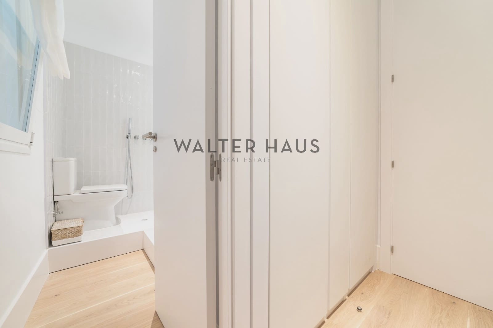 2 soveværelse Lejlighed til salg i Madrid by med swimmingpool - € 899.000 (Ref: 8703188)