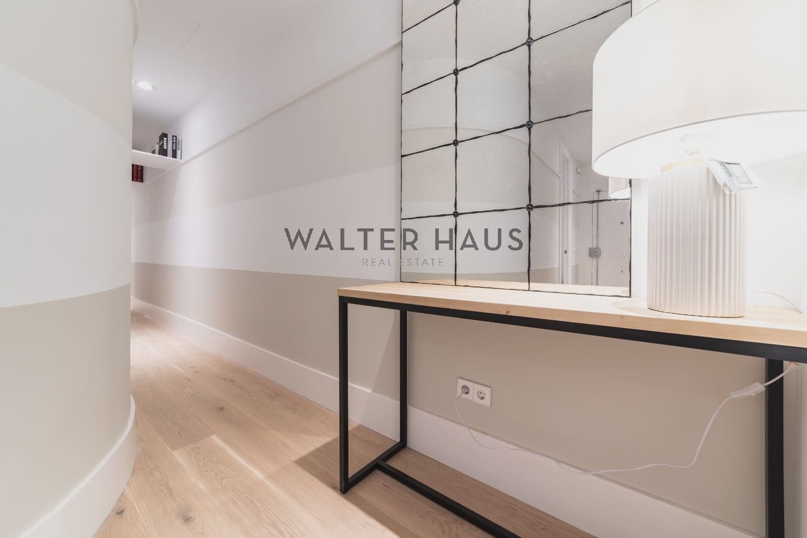 2 soveværelse Lejlighed til salg i Madrid by med swimmingpool - € 899.000 (Ref: 8703188)