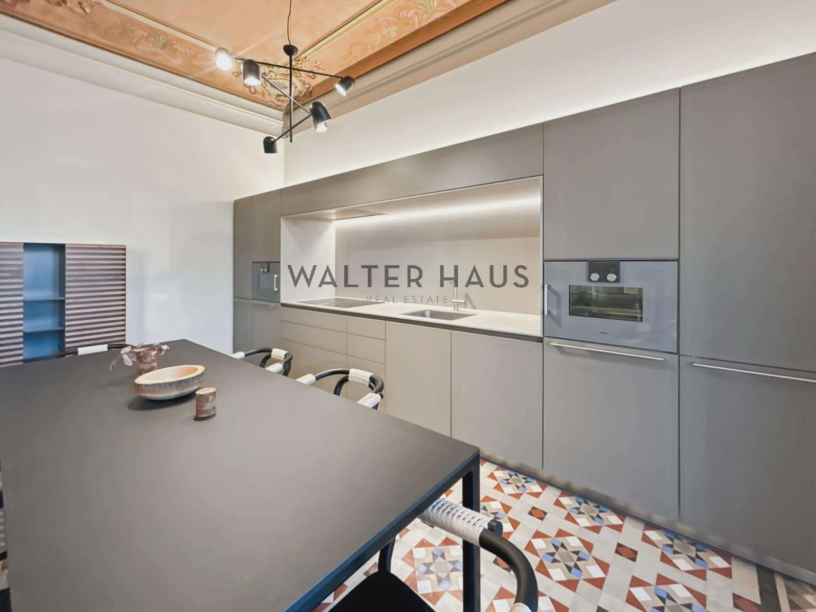 2 soveværelse Lejlighed til leje i Barcelona by med swimmingpool - € 8.000 (Ref: 8703189)