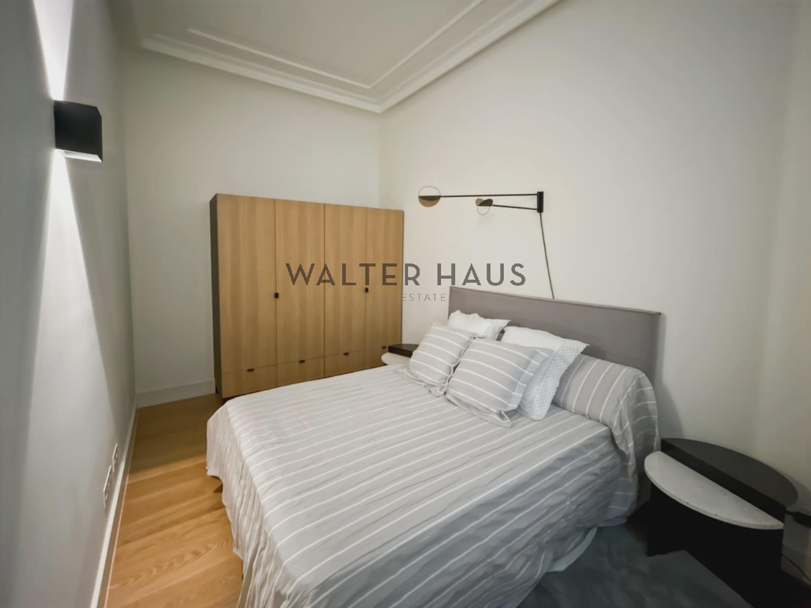 2 soveværelse Lejlighed til leje i Barcelona by med swimmingpool - € 8.000 (Ref: 8703189)