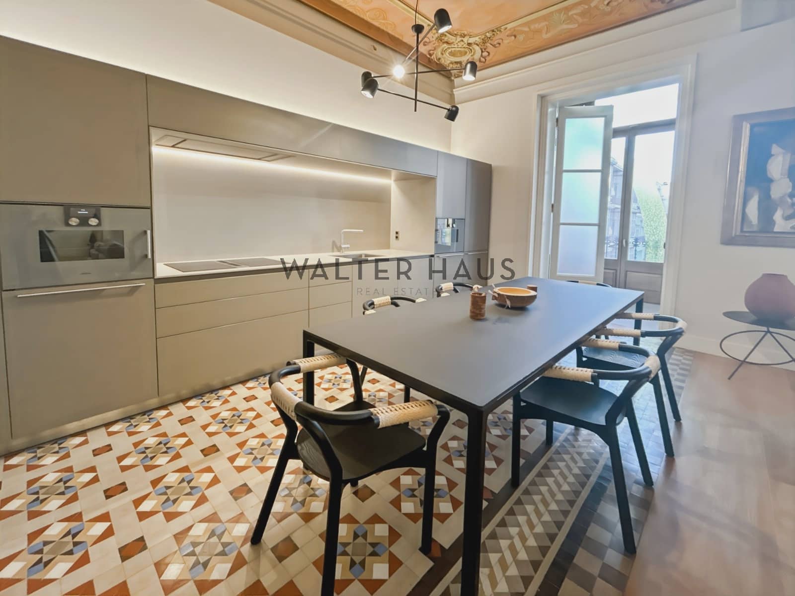 2 soveværelse Lejlighed til leje i Barcelona by med swimmingpool - € 8.000 (Ref: 8703189)