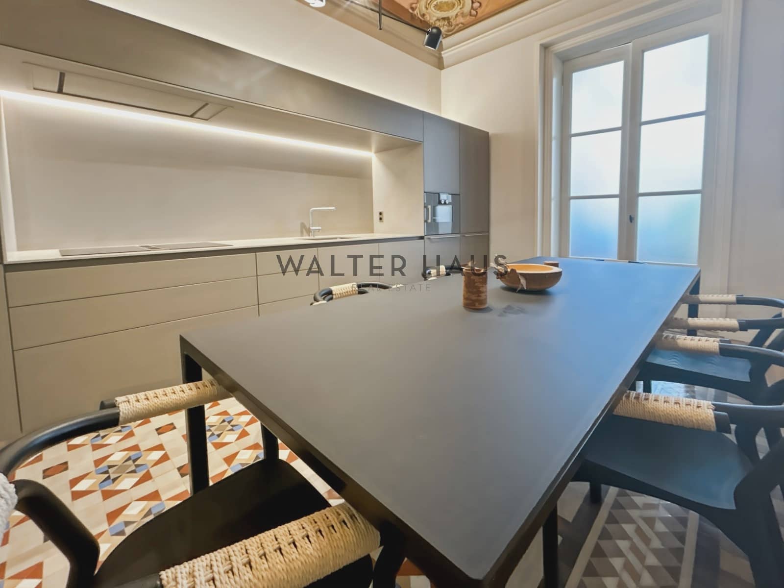 2 soveværelse Lejlighed til leje i Barcelona by med swimmingpool - € 8.000 (Ref: 8703189)