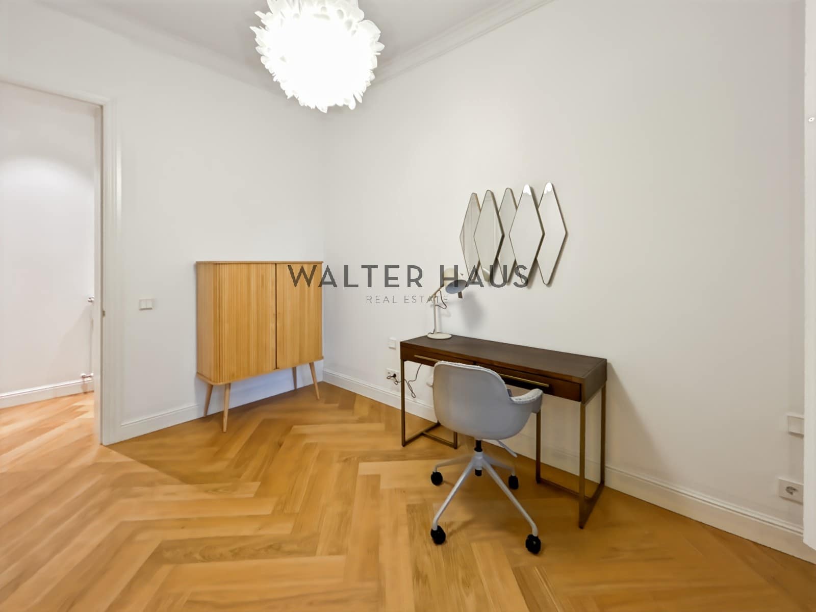 3 sovrum Lägenhet att hyra i Barcelona stad - 9 000 € (Ref: 8703416)