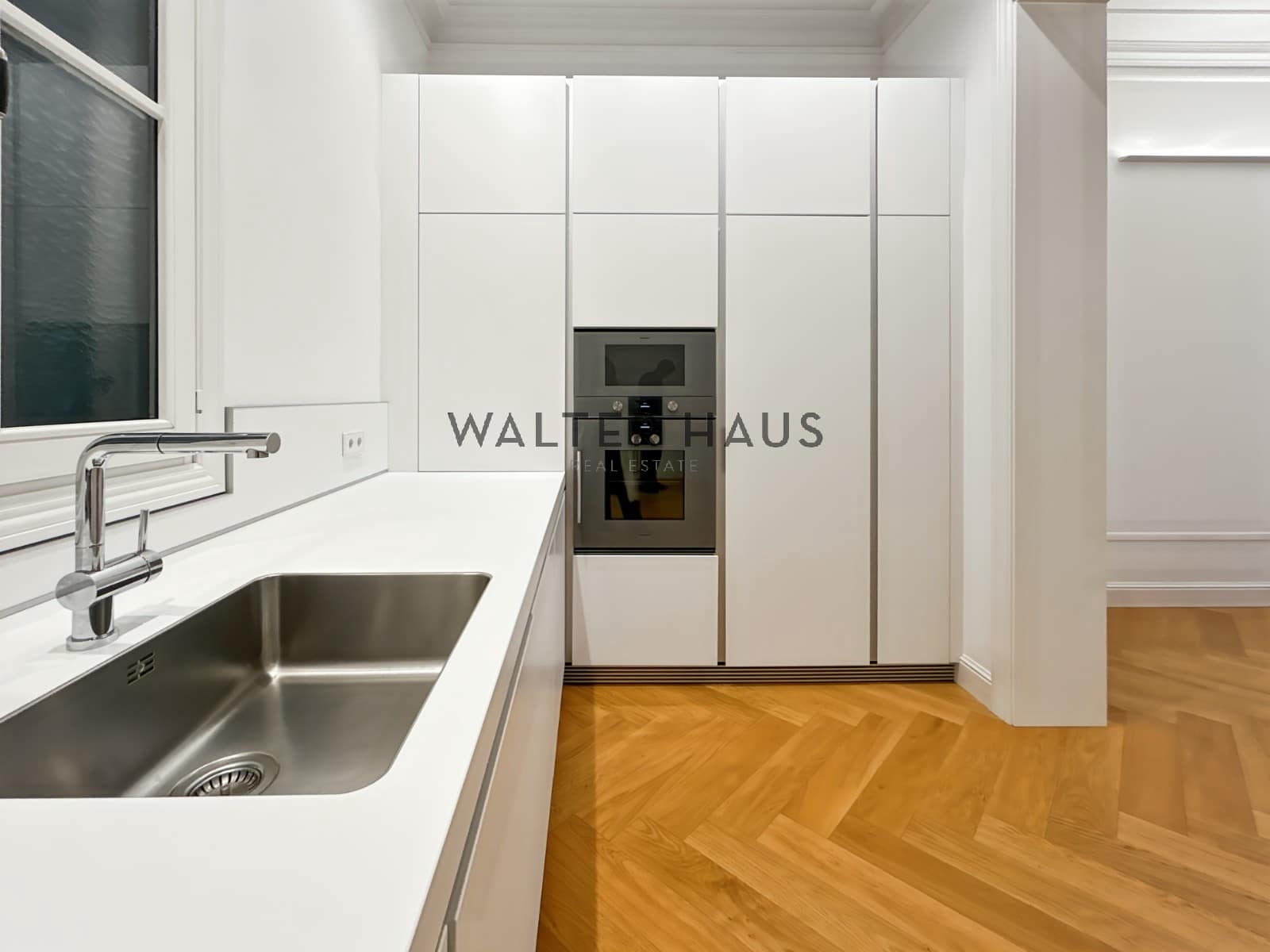 3 sovrum Lägenhet att hyra i Barcelona stad - 9 000 € (Ref: 8703416)