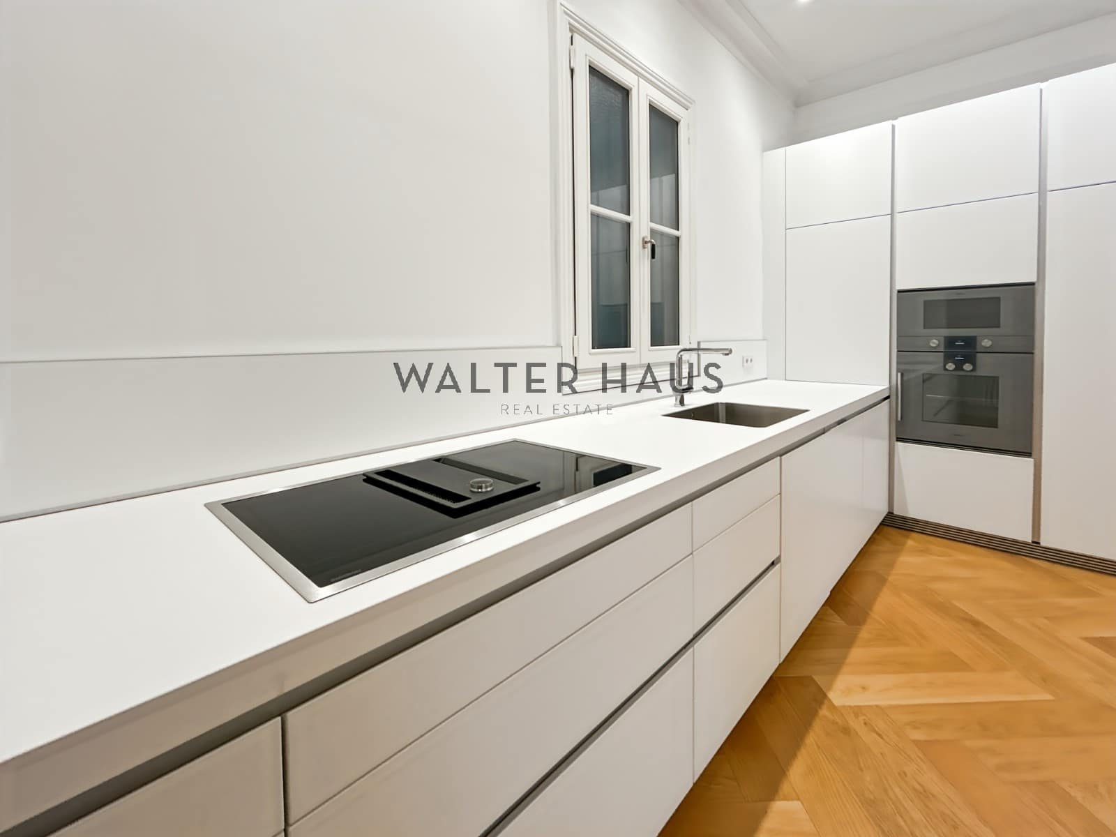 3 sovrum Lägenhet att hyra i Barcelona stad - 9 000 € (Ref: 8703416)