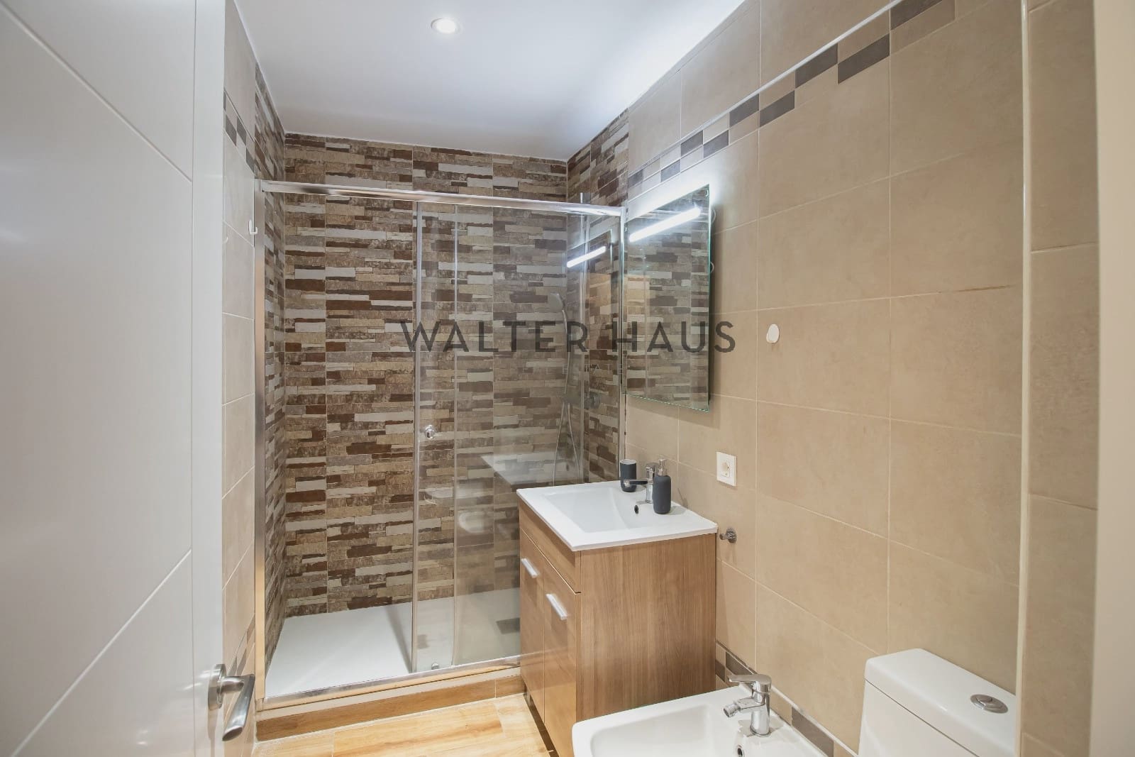 1 bedroom Flat for rent in Madrid city - € 1,400 (Ref: 8710589)