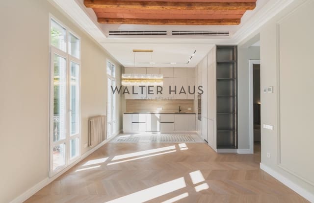 3 bedroom Flat for sale in La Dreta de L'Eixample, Barcelona city with pool - € 1,250,000 (Ref: 8718477)