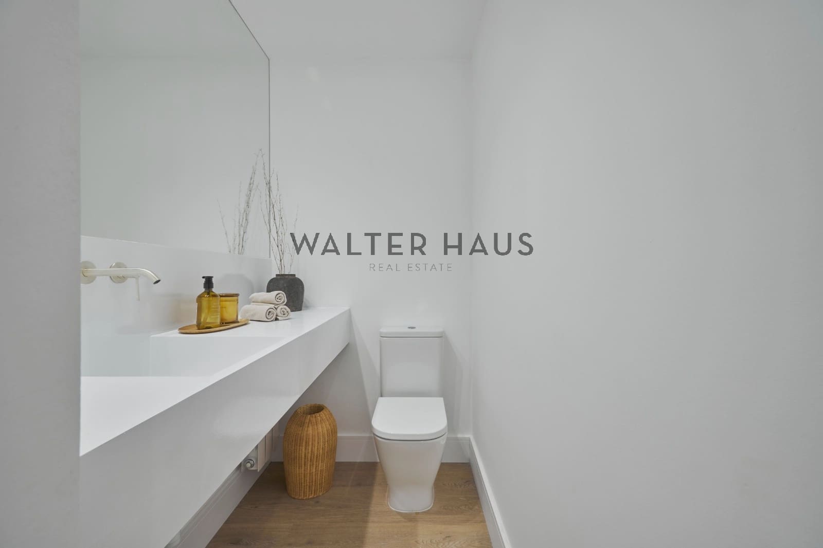 4 soveværelse Lejlighed til salg i Madrid by - € 2.890.000 (Ref: 8722685)