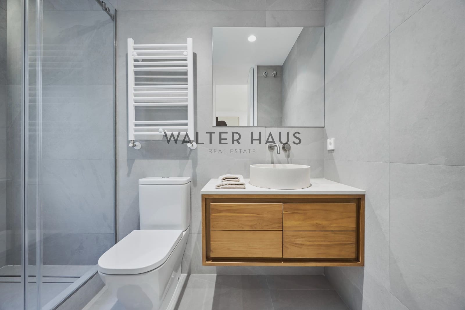 4 soveværelse Lejlighed til salg i Madrid by - € 2.890.000 (Ref: 8722685)