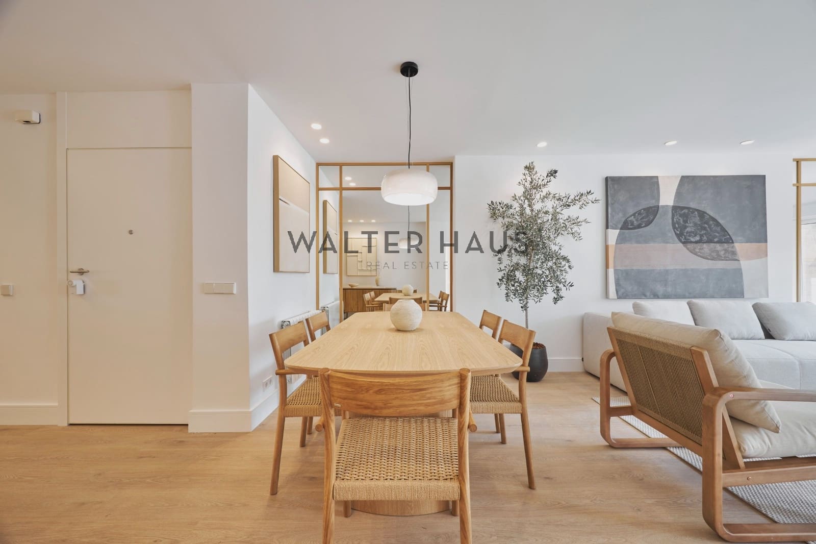 4 soveværelse Lejlighed til salg i Madrid by - € 2.890.000 (Ref: 8722685)