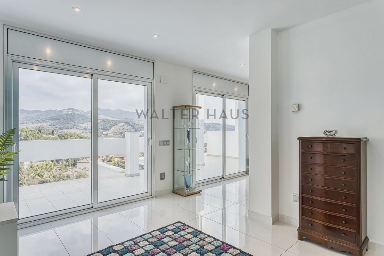 5 soveværelse Villa til leje i Alella - € 7.500 (Ref: 8725937)