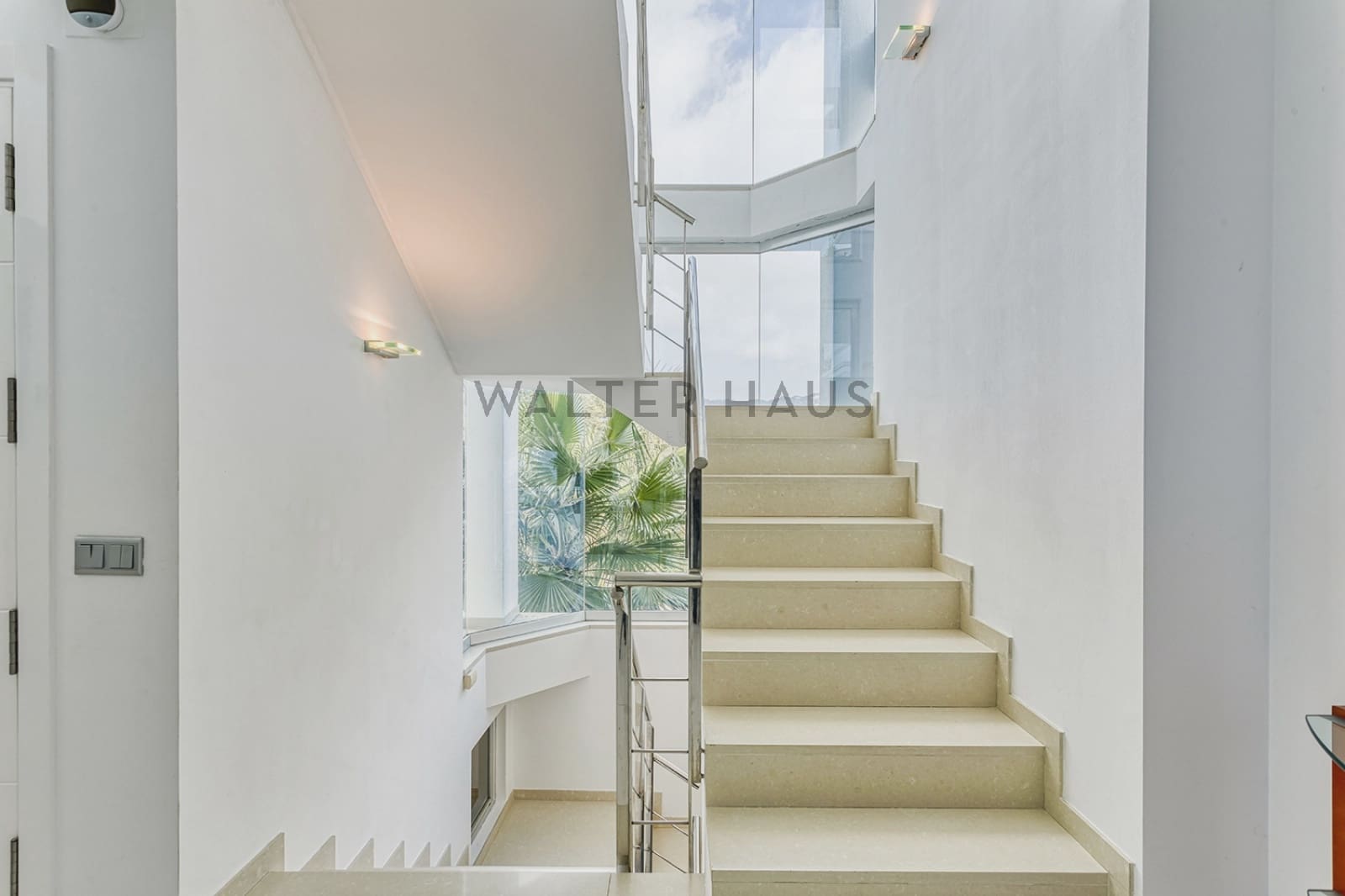 5 soveværelse Villa til leje i Alella - € 7.500 (Ref: 8725937)