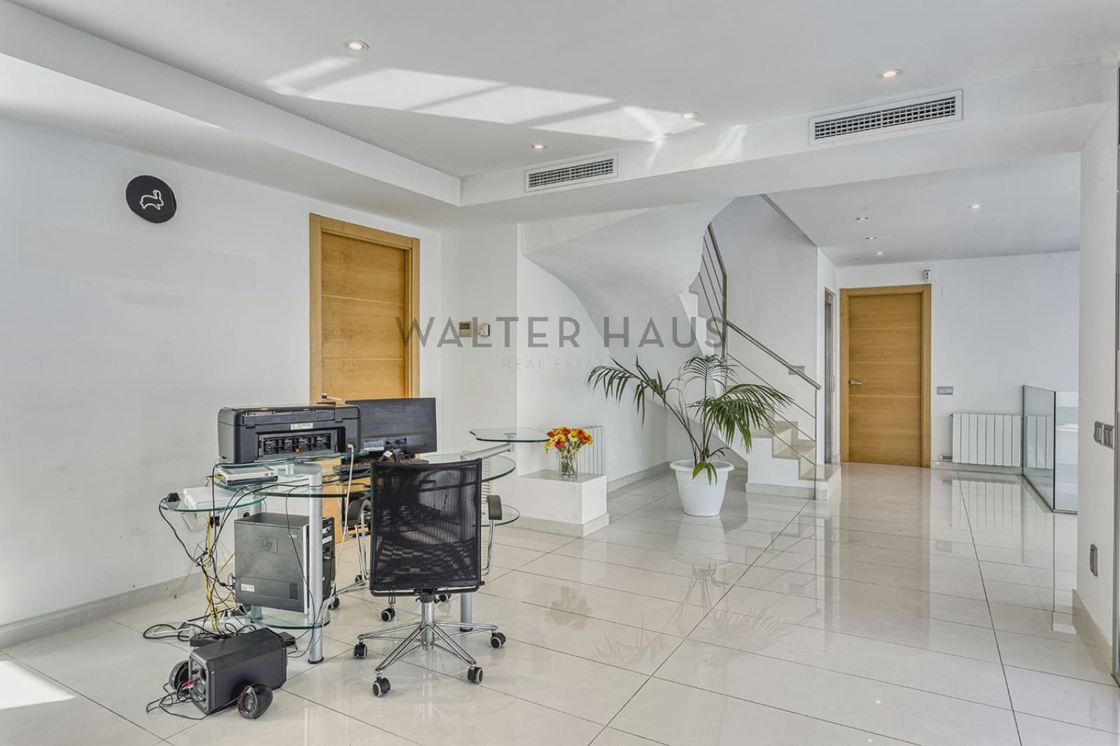 5 soveværelse Villa til leje i Alella - € 7.500 (Ref: 8725937)