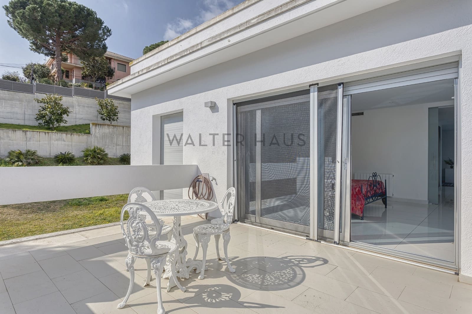 5 soveværelse Villa til leje i Alella - € 7.500 (Ref: 8725937)