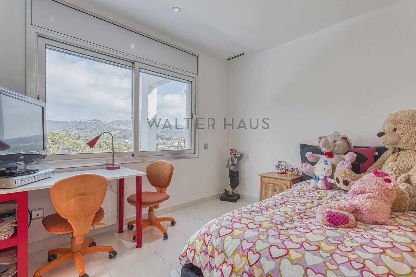 5 soveværelse Villa til leje i Alella - € 7.500 (Ref: 8725937)