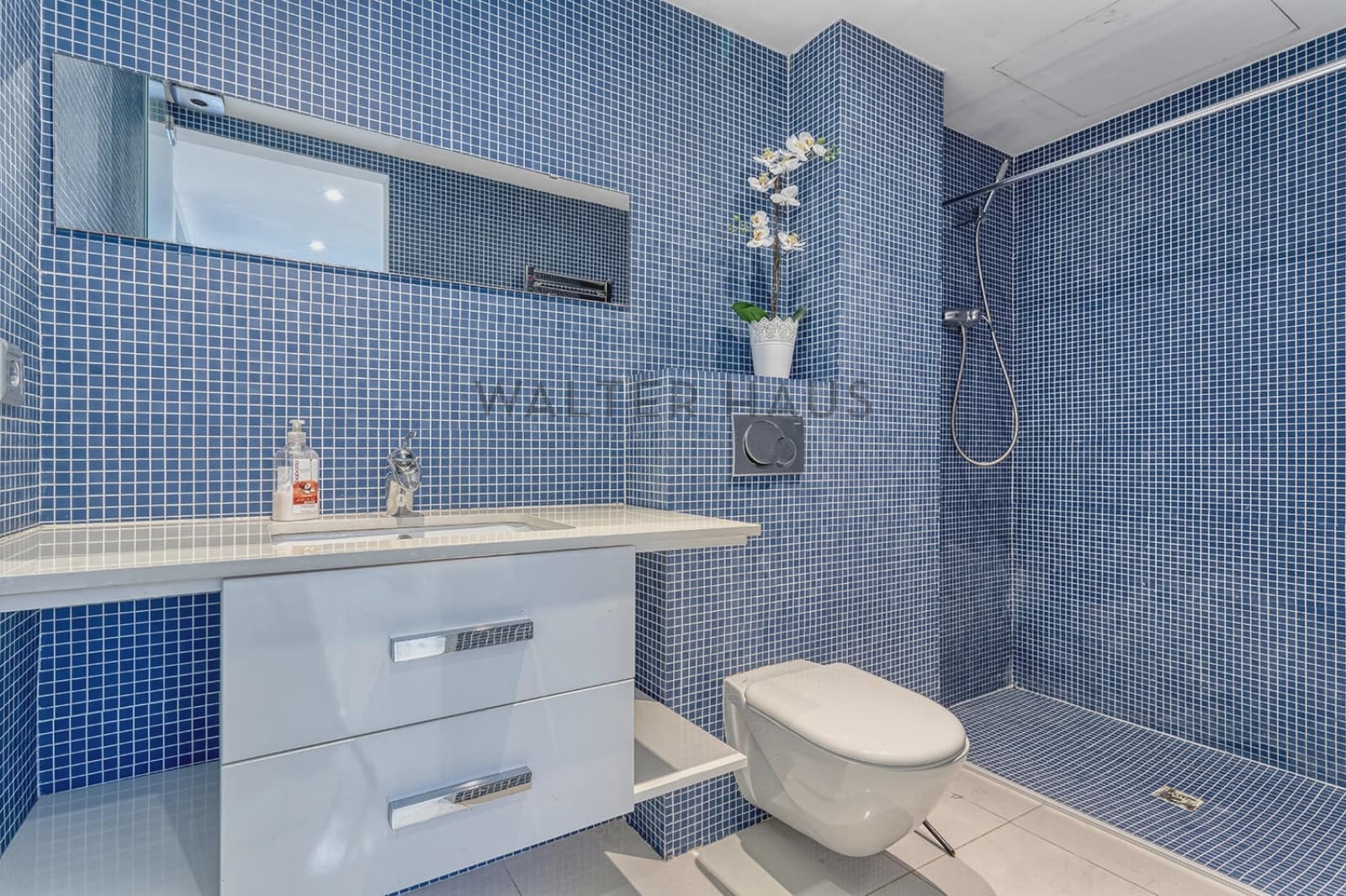 5 soveværelse Villa til leje i Alella - € 7.500 (Ref: 8725937)