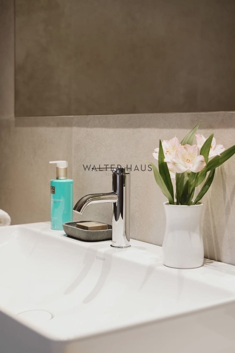 3 sovrum Lägenhet att hyra i Barcelona stad - 8 000 € (Ref: 8734889)