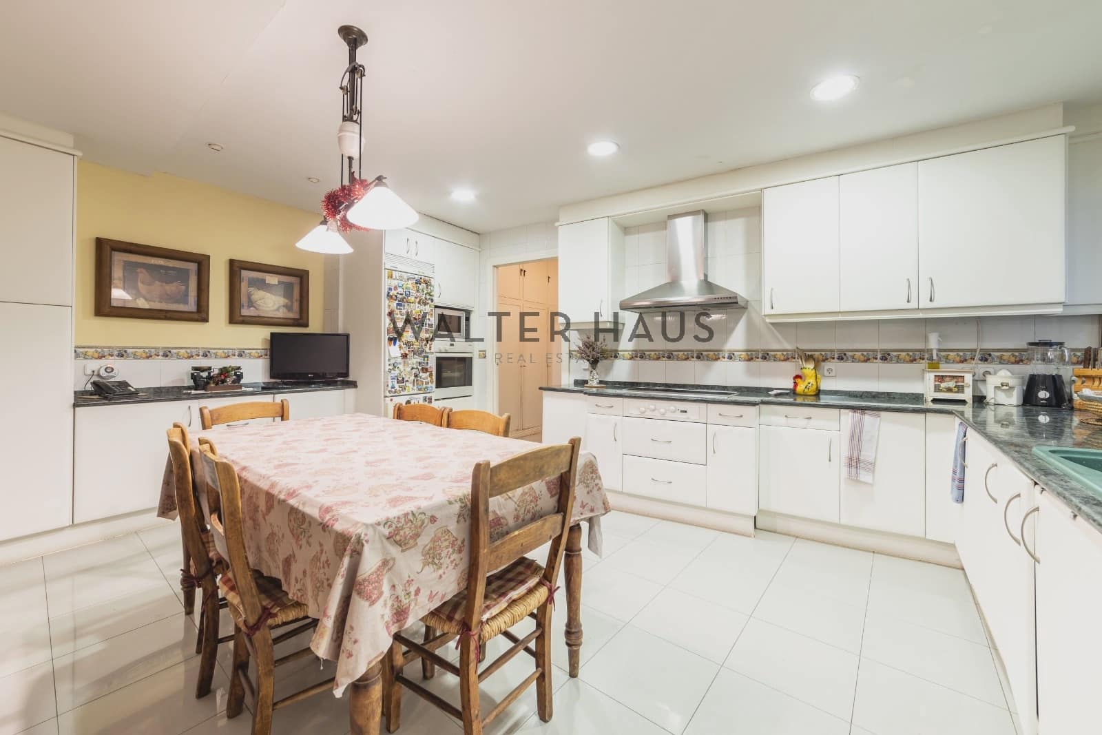 6 soveværelse Lejlighed til salg i Madrid by med swimmingpool - € 2.100.000 (Ref: 8737025)