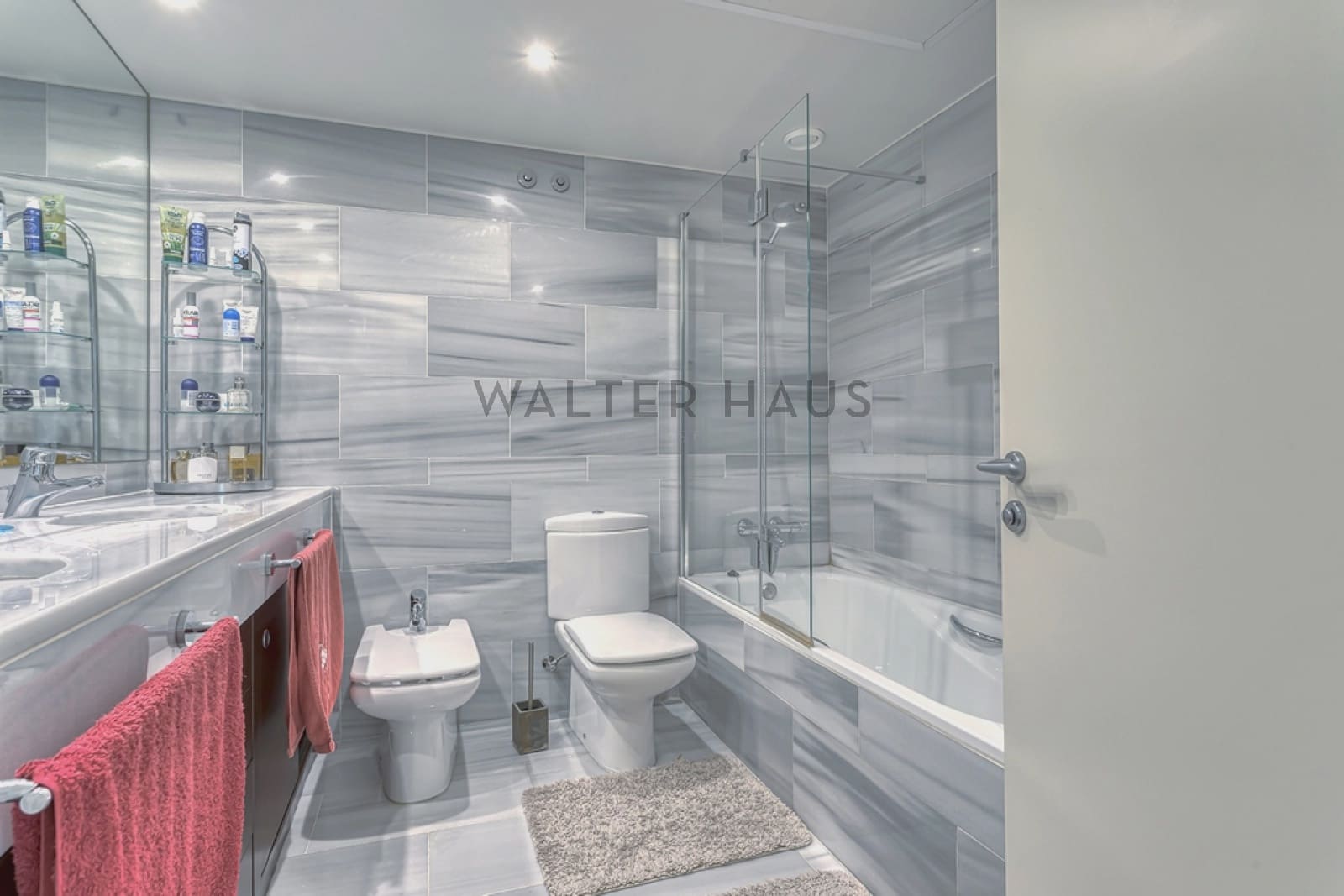 3 soveværelse Lejlighed til leje i Barcelona by - € 5.000 (Ref: 8762408)